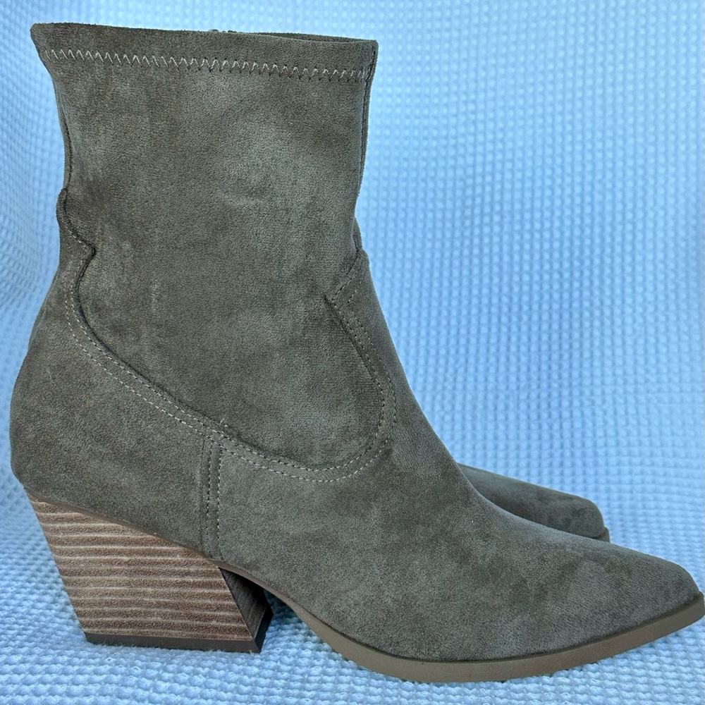 DOLCE VITA Kurt Womens Booties SZ 10